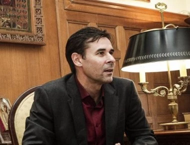 Γιατί βγαίνει σε πλειστηριασμό η πολυτελής βίλα του Β.Τσιάρτα